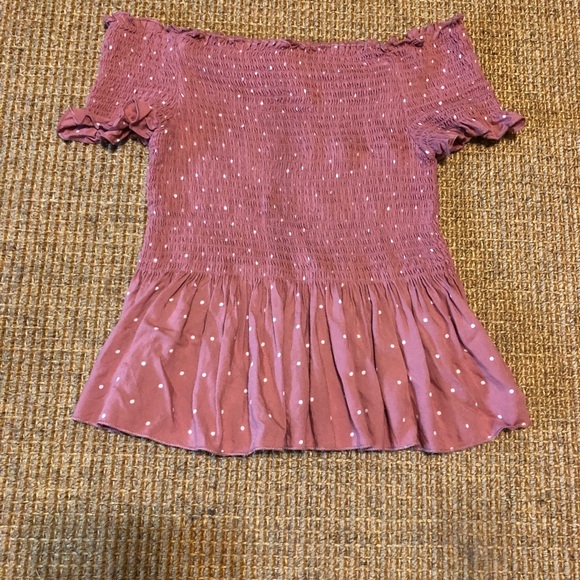 Ruffled Off the Shoulder Top with Cinching in Mauve, Size Small - Picture 3 of 6